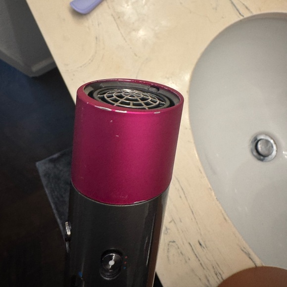 Dyson Airwrap in Nickel/Fuchsia - Picture 8 of 14